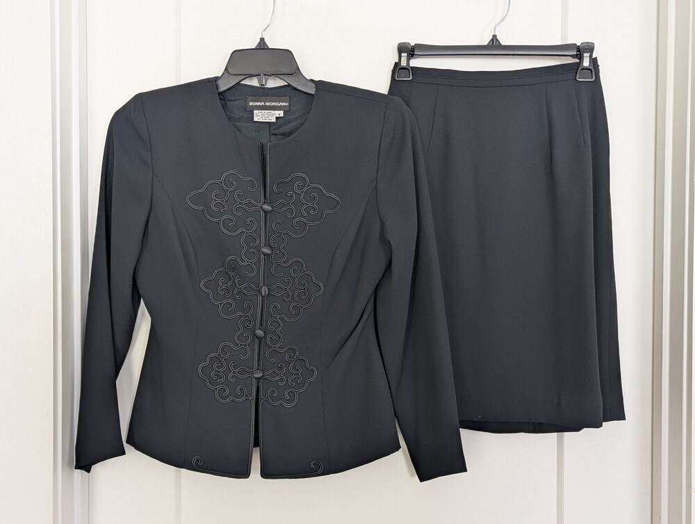 Donna Morgan size 4 Black Skirt Suit Embroidered Frog Closure Mandarin 2 Pc